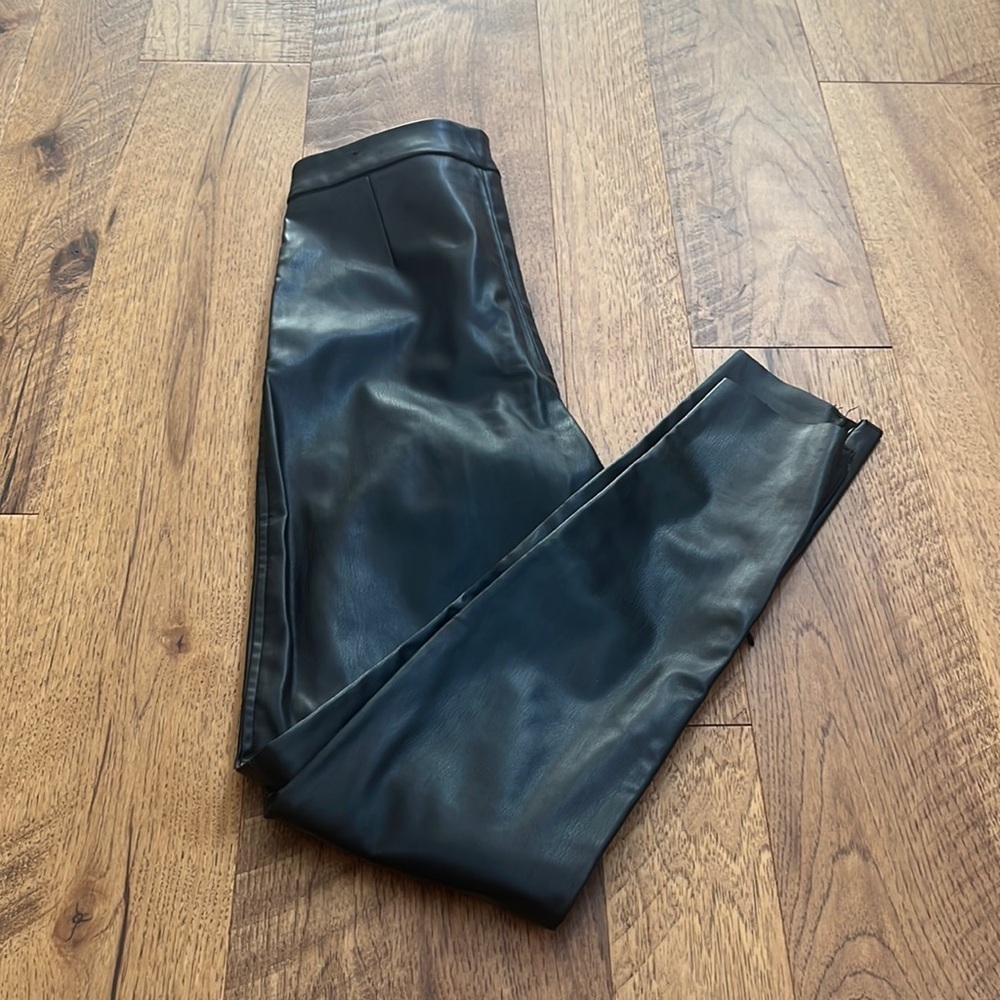 Zara Woman’s Faux Leather Black Pants Size XS
